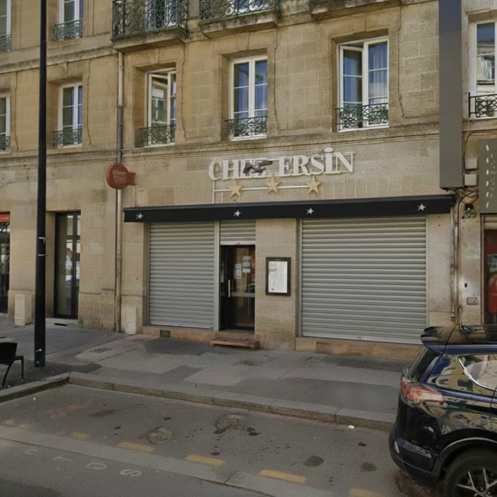 Installation et pose de rideau métallique à Paris 8